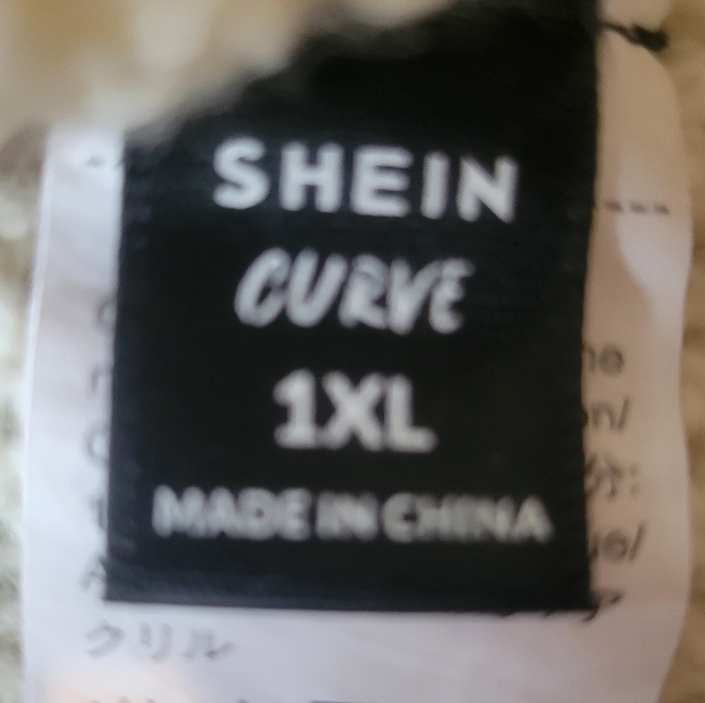 V-Neck Cream Sweater w Black Trim, Size 1 XL - Picture 3 of 4